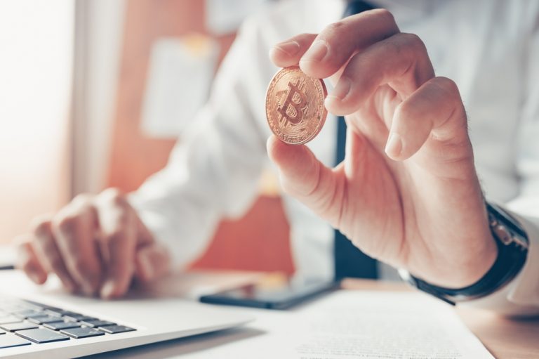What Are The Advantages Of Paying With Bitcoin?